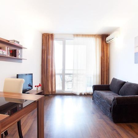 Vilmar Aparthotel Pomorie Ngoại thất bức ảnh