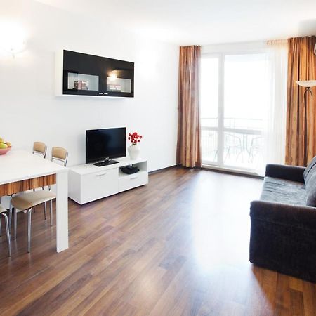 Vilmar Aparthotel Pomorie Ngoại thất bức ảnh