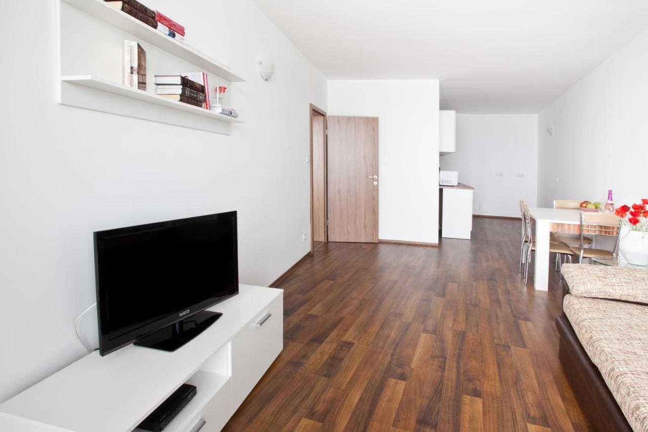 Vilmar Aparthotel Pomorie Ngoại thất bức ảnh