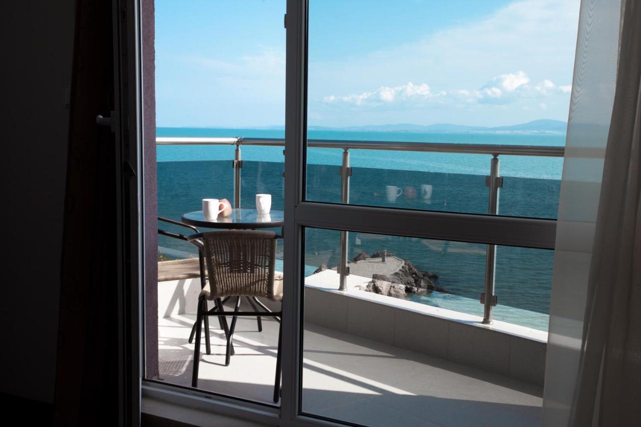 Vilmar Aparthotel Pomorie Ngoại thất bức ảnh