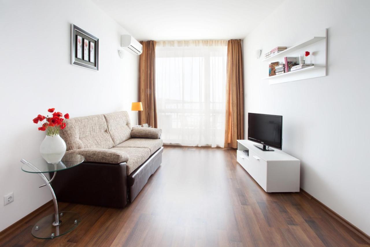 Vilmar Aparthotel Pomorie Ngoại thất bức ảnh